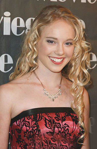 prom hairstyles for curly hair down. Curly Prom Hair Styles