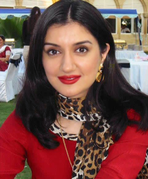 ayesha sana career and hard working