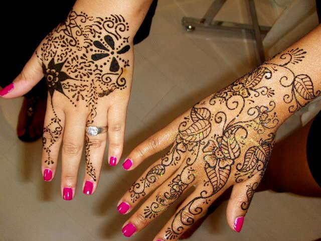 mehndi tattoos. Flower Mehndi Hands Tattoos