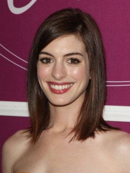 Anne Hathaway Haircut on Anne Hathaway Trendy Hairstyles And New Photo Gallery Anne Hathaway