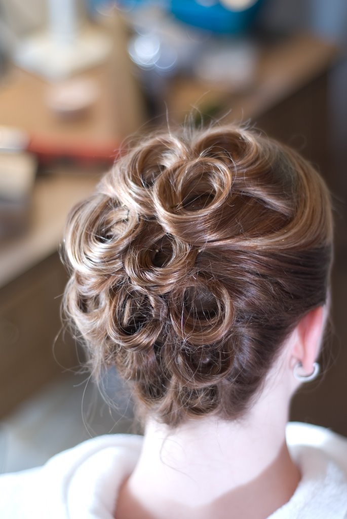 updo hairstyles for weddings 2010. 15 Gorgeous Updo Wedding