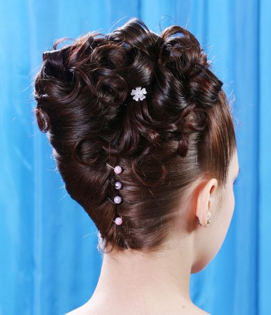 party hairstyles. right prom hairstyle for