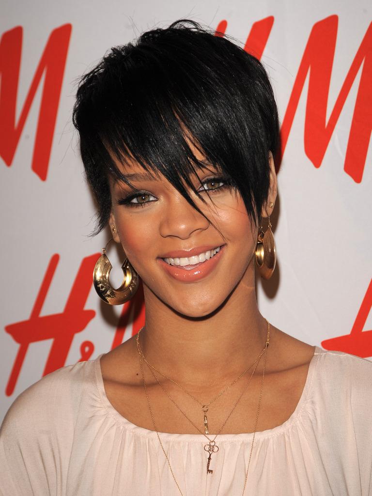 Rihanna Hairstyles In Take A Bow Rihanna Hairstyle