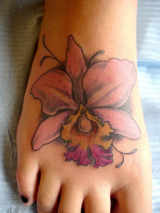 Foot Hawaiian Flower Tattoo For Girls Picture 3