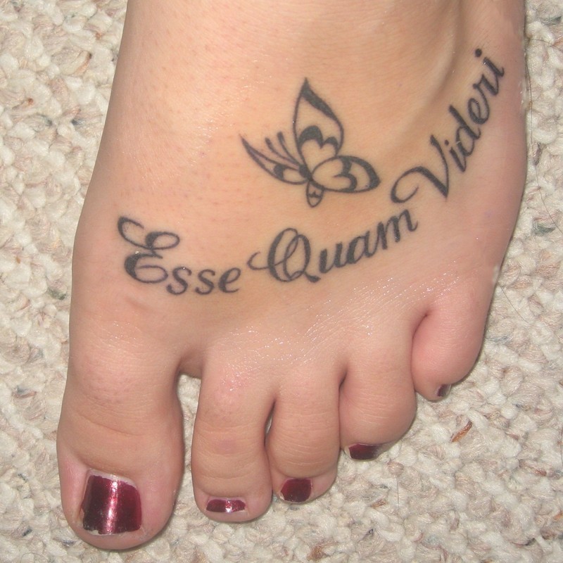 foot tattoos designs. Simple Foot Tattoo Design