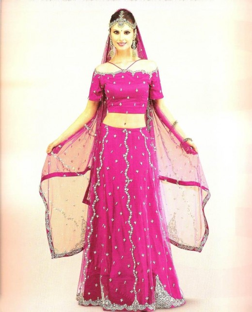 Indian-Net-Lehenga-Choli-Design-for-Dulhan-520x643.jpg (520×643)