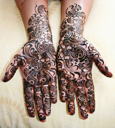 designs of mehndi 2011. Latest Arabic Mehndi Designs