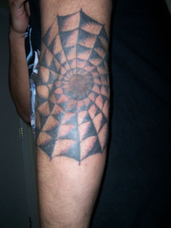 justin bieber tattoo 2011 hawaii. justin bieber tattoo elbow.