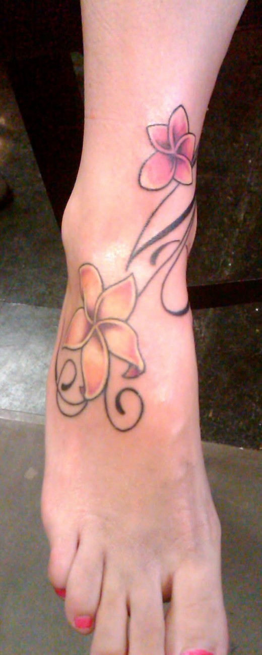 Awesome Girls Tattoo Design for Foot 2011