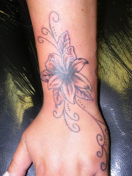 Beautiful Hand Tattoos Design For Girls