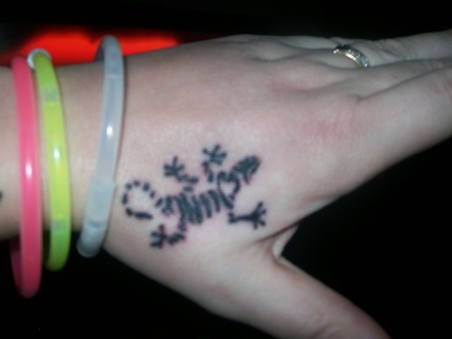 New Hand Tattoos Design for Teenager Girls