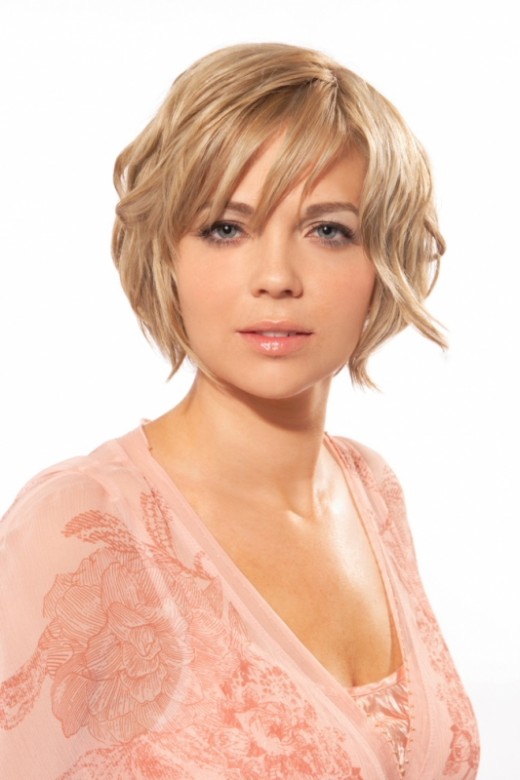 Awesome Round Face Short Hairstyles 2012 Yusrablog Com