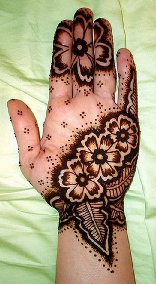 Easy Bold Mehndi Designs For Hands 2016