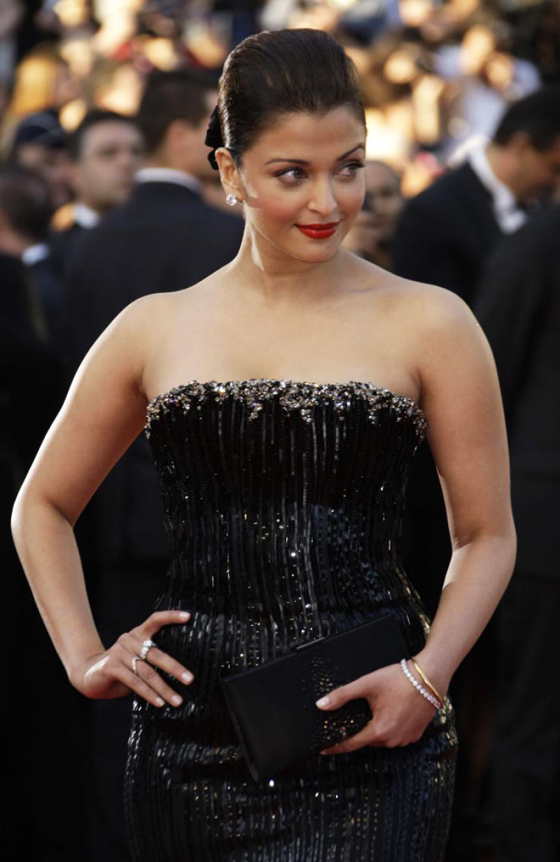 Aishwarya Rai Latest Picute - YusraBlog.com