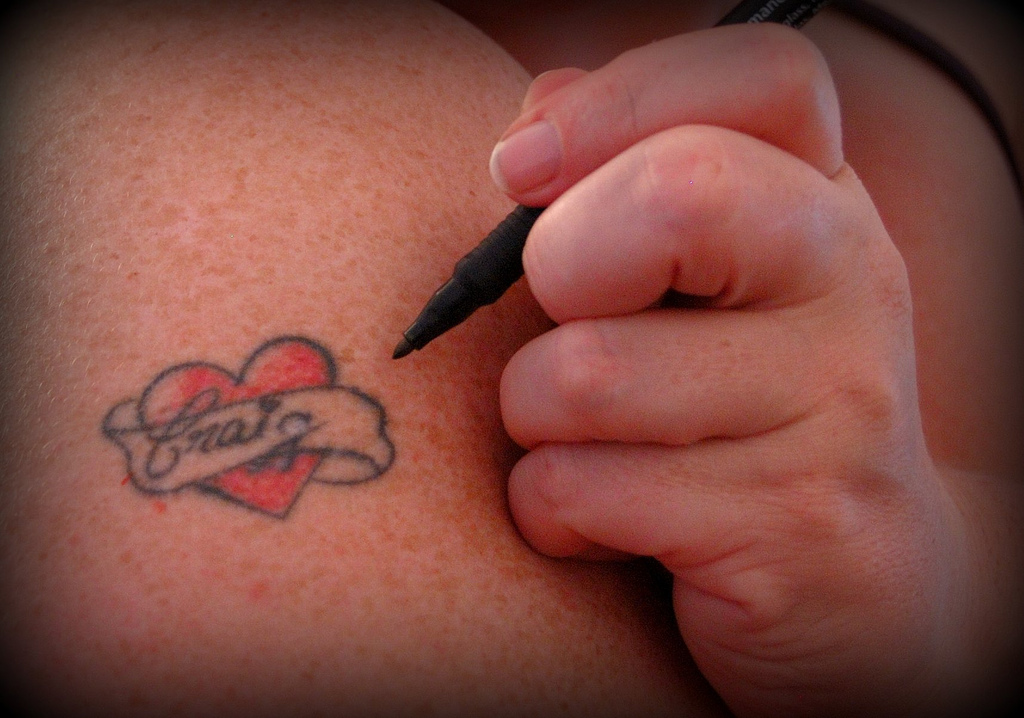 Simple Love Tattoo Design - YusraBlog.com