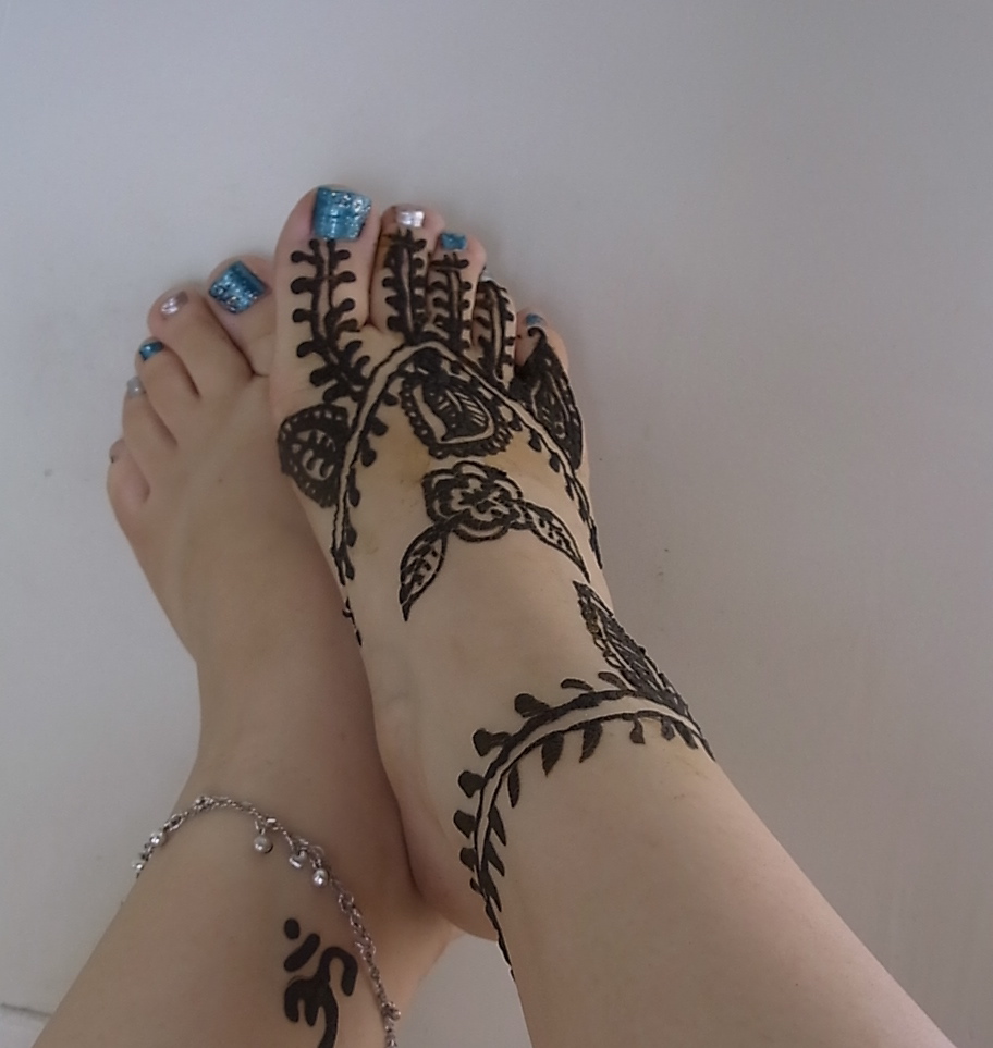 Nice Foot Mehndi Design Wedding 2011 YusraBlog com Nice Foot Mehndi Design Wedding 2011 YusraBlog com