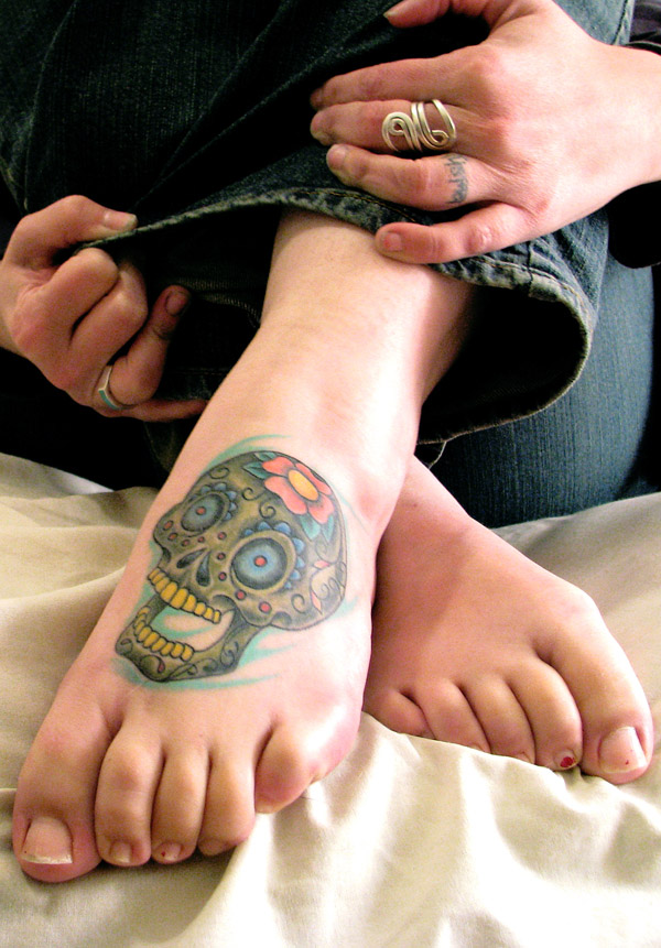 20 Awe-Inspiring Foot Tattoo Ideas for Women - YusraBlog.com